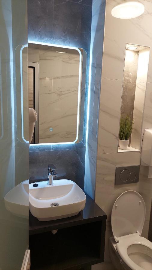 Apartman Nataly Ni Exterior foto